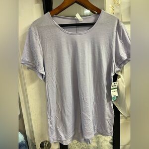 Nwt ideology Believe in Movement Lightest Lilac Performance Top​
